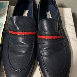 Steve Madden Dark Blue Loafers with Red Accent